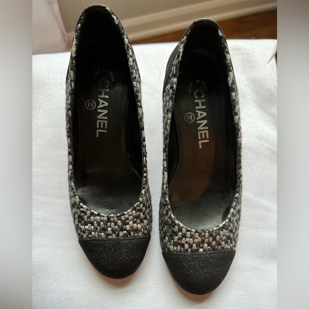 Chanel tweed block heel pumps - Picture 7 of 14